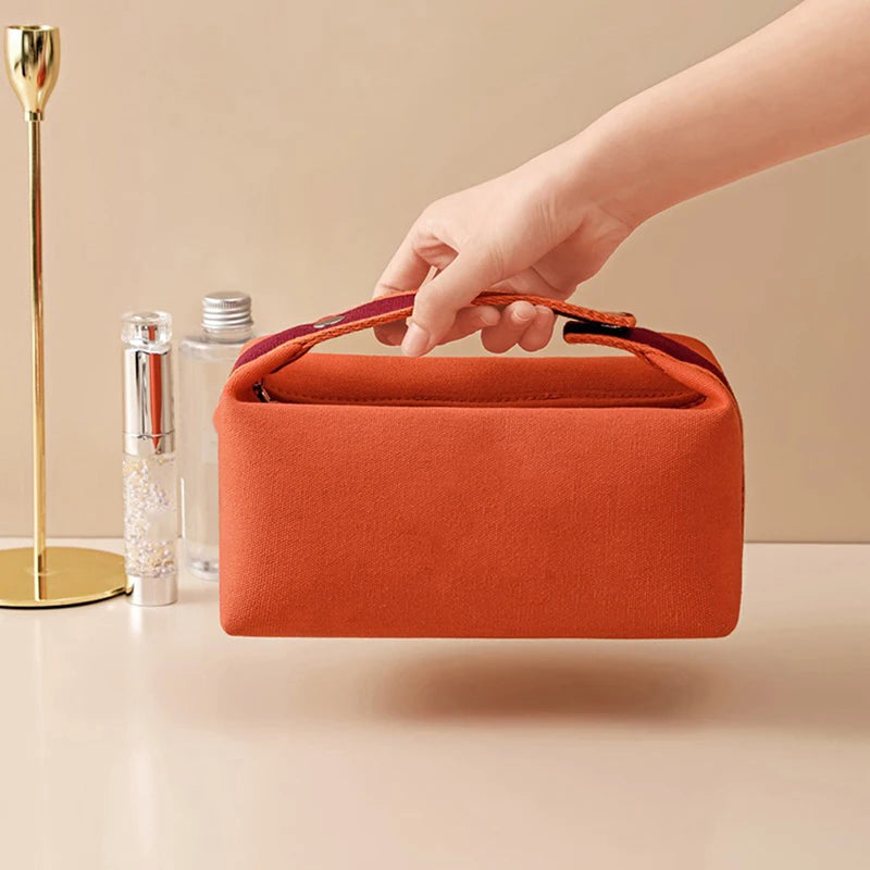 Trousse toilette écru femme – Compacte toile épaisse – Chic & voyage