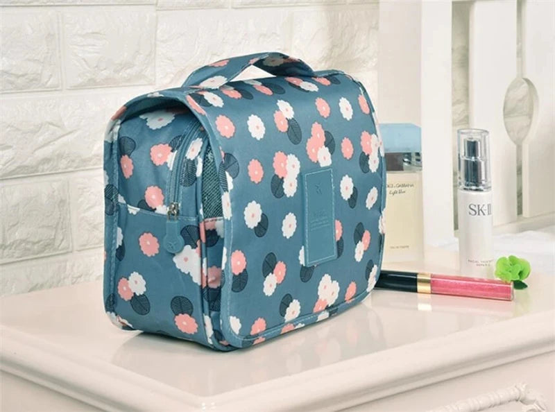 Multifunctional Travel Hook Wash Bag Cosmetics Storage Bag Waterproof Toiletries Beauty Organizer Ladies Bathroom Storage Bag