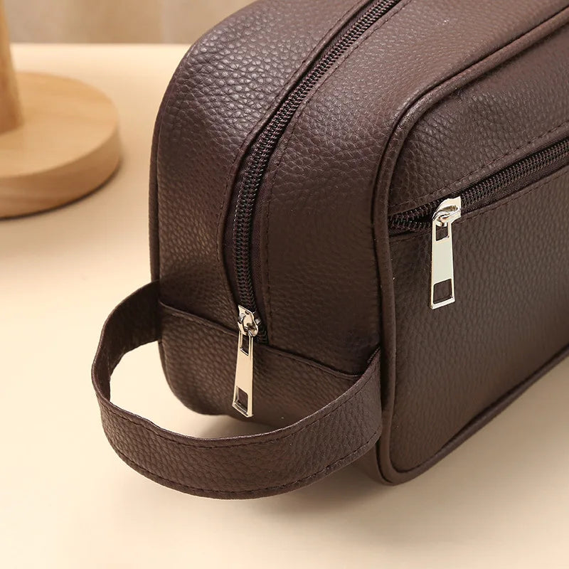 Trousse toilette homme bleu foncé – imperméable, look cuir, pratique